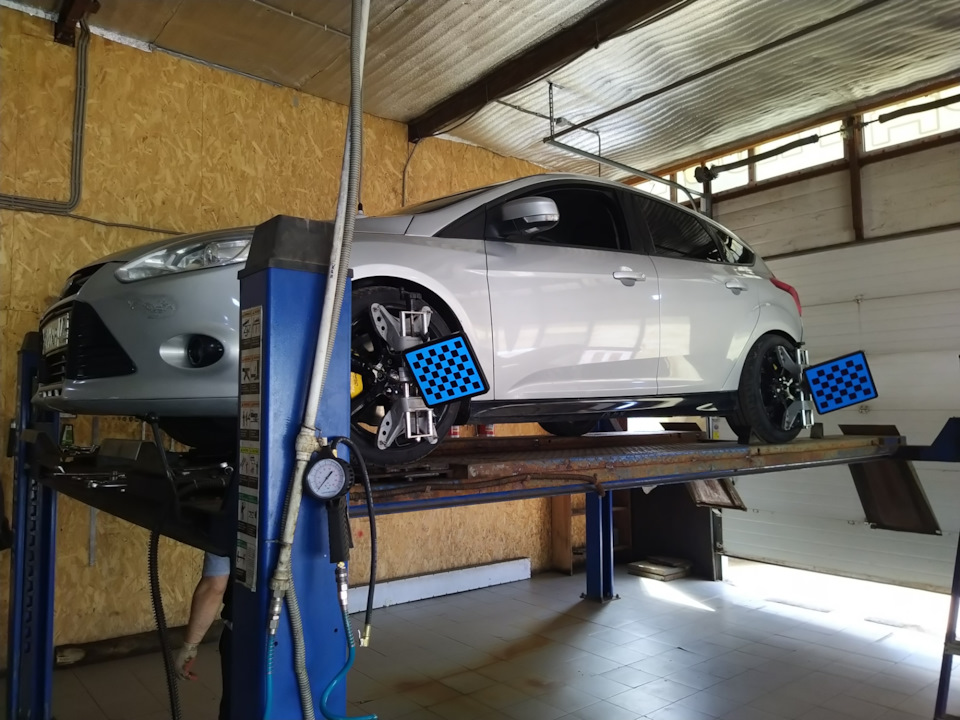 Замена пружин на Eibach на Форд Фокус 3 — Ford Focus III Hatchback, 1,6 ...