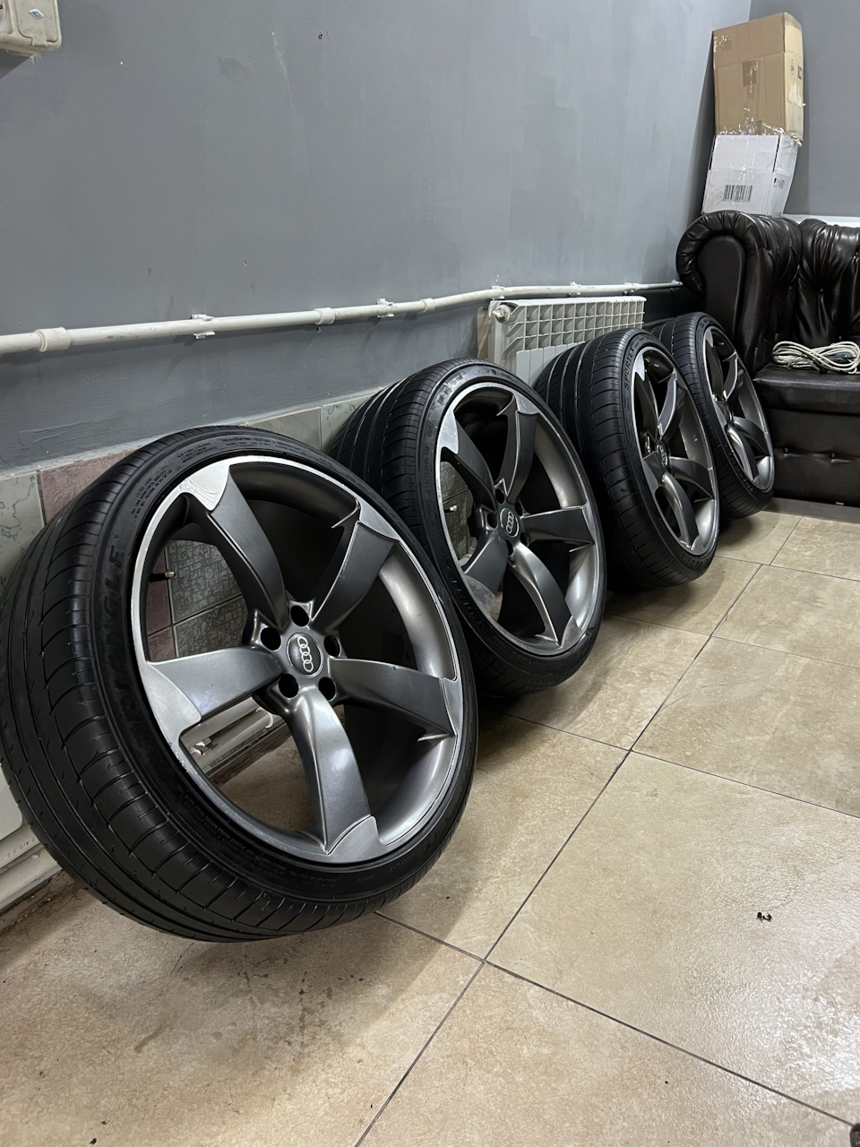 Продажа дисков R20 из поднебесной — Audi A6 (C7), 3 л, 2011 года ...