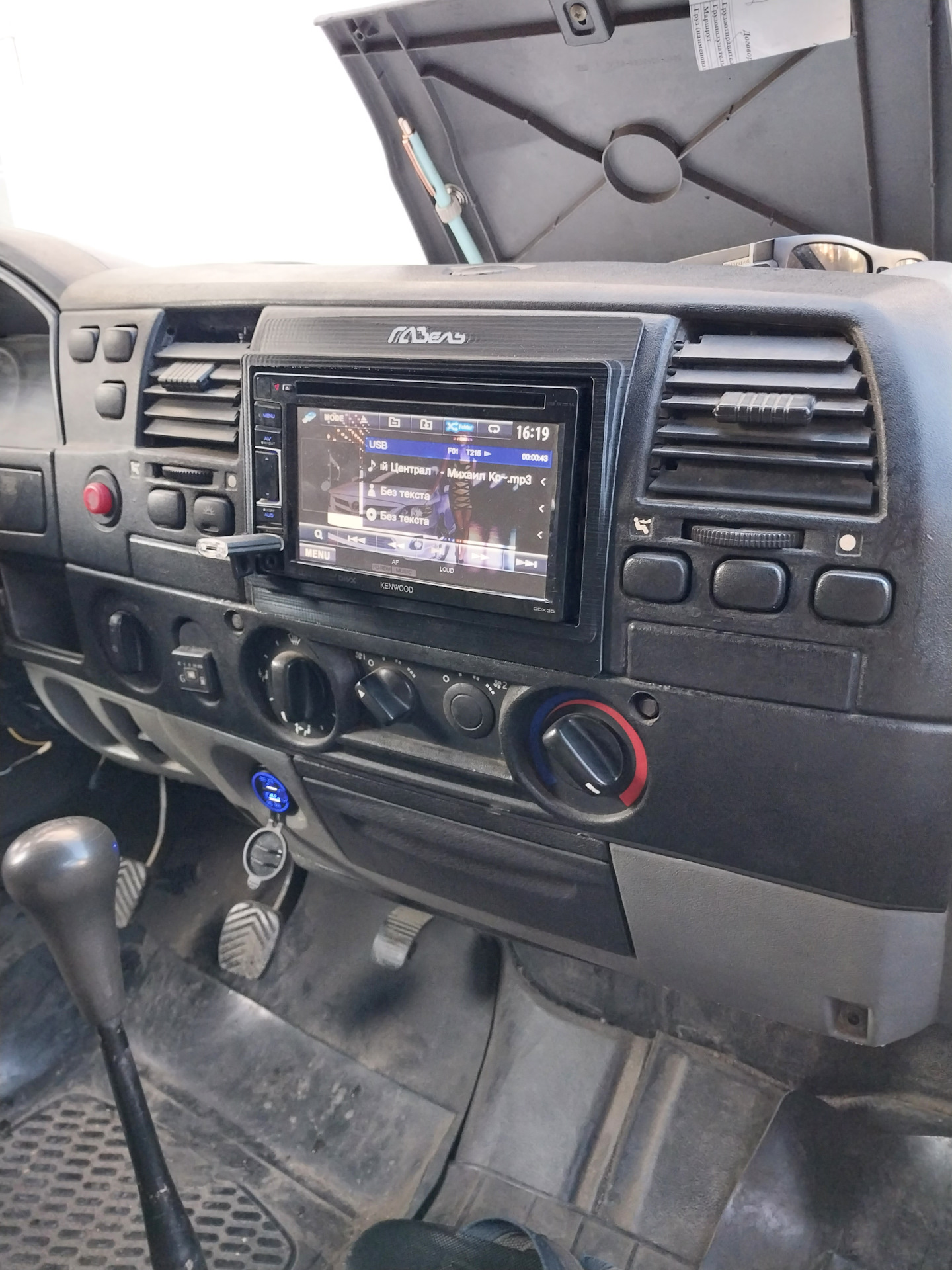 Установка 2 Din магнитолы — ГАЗ Газель, 2,9 л, 2009 года | автозвук ...