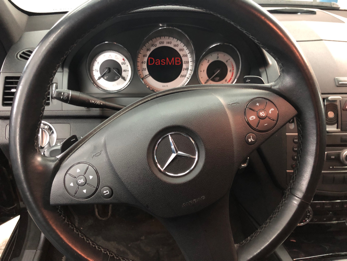 Как снять руль w204