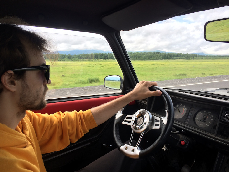 Я пытаюсь отрастить волосы, поэтому на голове воронье гнездо)) — Lada 2107