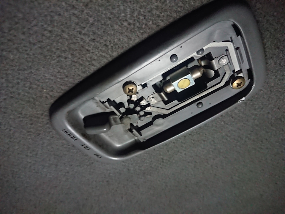 Park Brake Fault — Tesla Model S, 2015 года поломка DRIVE2