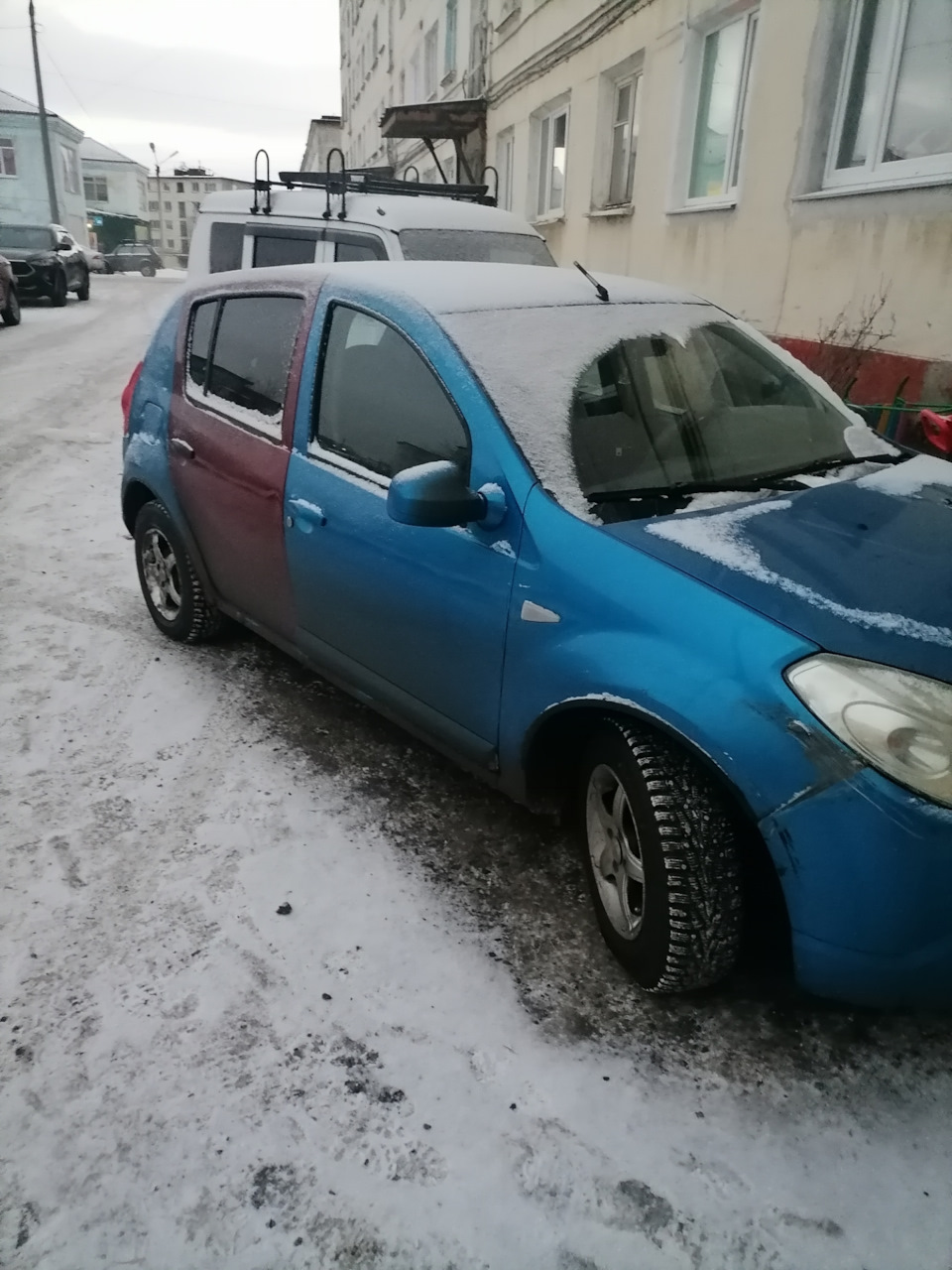 Есть ещё в наличии Сузуки Эвери и Рено сандеро — DRIVE2