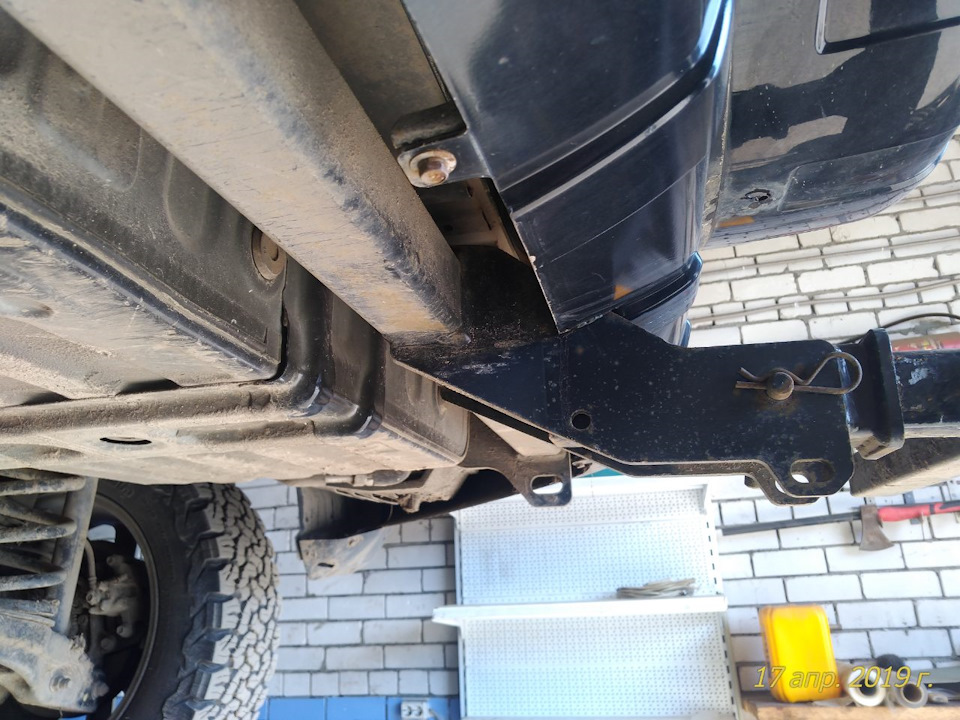 к вопросу о говнофаркопах — имола спустя 2 года ну чуток может ржой пошла но не как …) — Mitsubishi Pajero (4G)