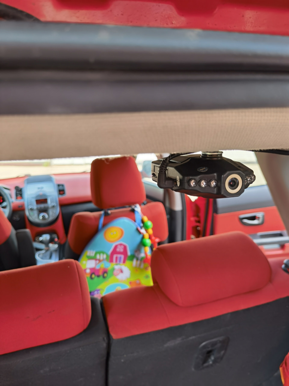 Видеорегистратор на заднее стекло — KIA Soul (1G), 1,6 л, 2011 года ...