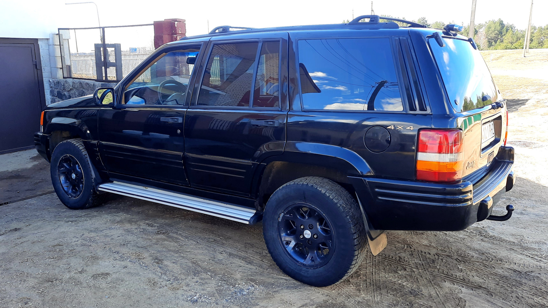 Jeep Grand Cherokee (ZJ) 5.2 бензиновый 1995 | 5.2 V8 MAGNUM на DRIVE2