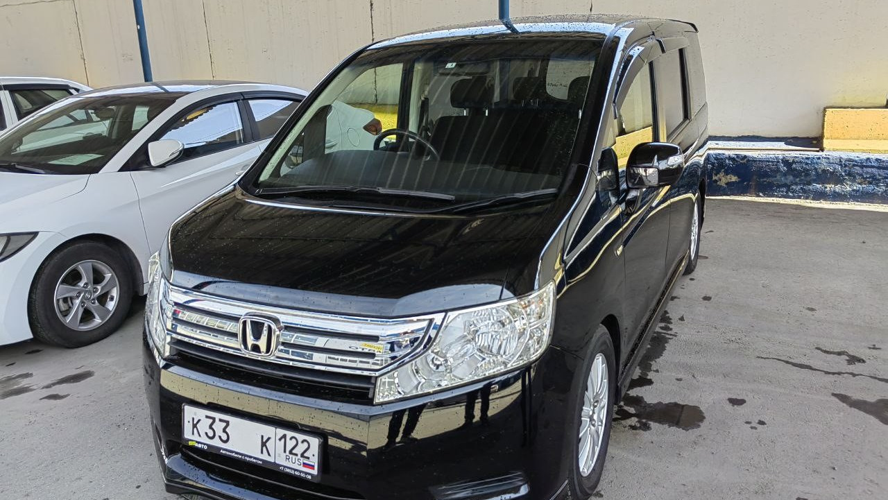 Honda Stepwgn (4G) 2.0 бензиновый 2010 | Der Bus на DRIVE2