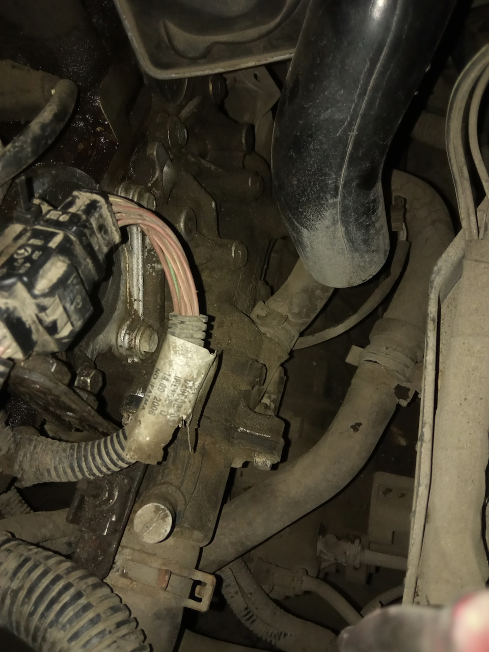 Рено меган 2 сливная пробка ож. 5 dci теплообменник. Бачок антифриза рено меган 2. Замена антифриза рено меган 2. Замена антифриза рено меган 2.