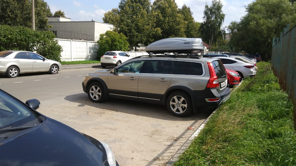 THULE бокс, небольшой опыт эксплуатации, выбор — Volvo XC70 III, 2,4 л ...