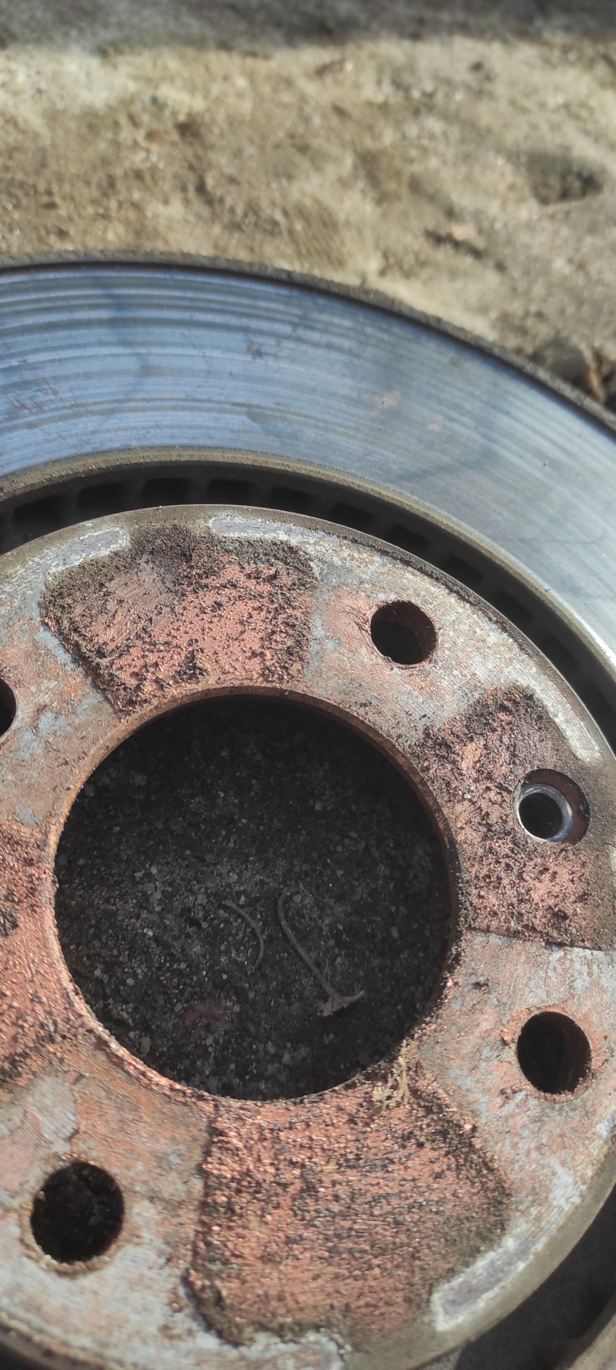 Фото в бортжурнале Peugeot 408 (1G)