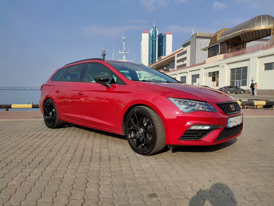 Очистка кузова глиной 3м + мойка мотора — SEAT Leon Cupra (Mk III), 2 л ...