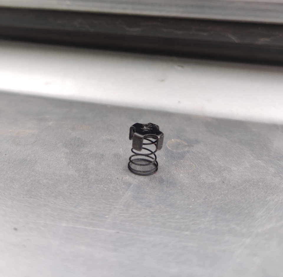 Клапан задержки сцепления — Hyundai i30 (2G), 1,6 л, 2013 года | своими ...