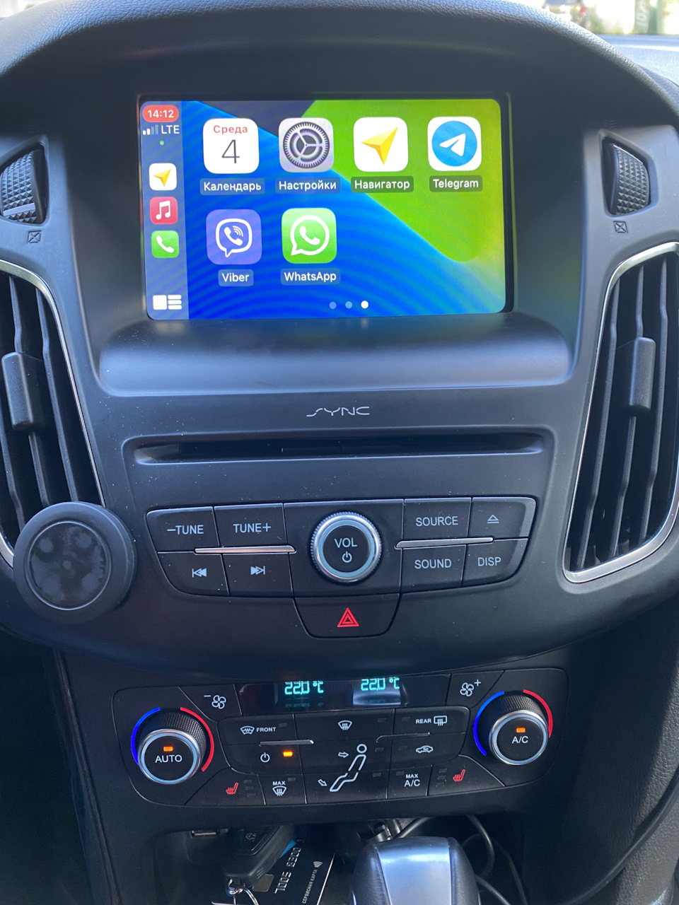 Навигатор в CarPlay и android auto дождались, но не бесплатно! — Toyota  RAV4 (5G), 2,5 л, 2019 года | аксессуары | DRIVE2