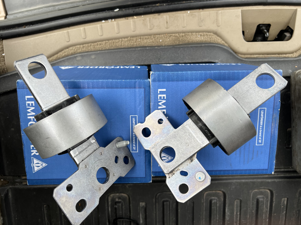 Замена задних саленблоков продольных рычагов! — Volvo XC60 (1G), 2,4 л ...