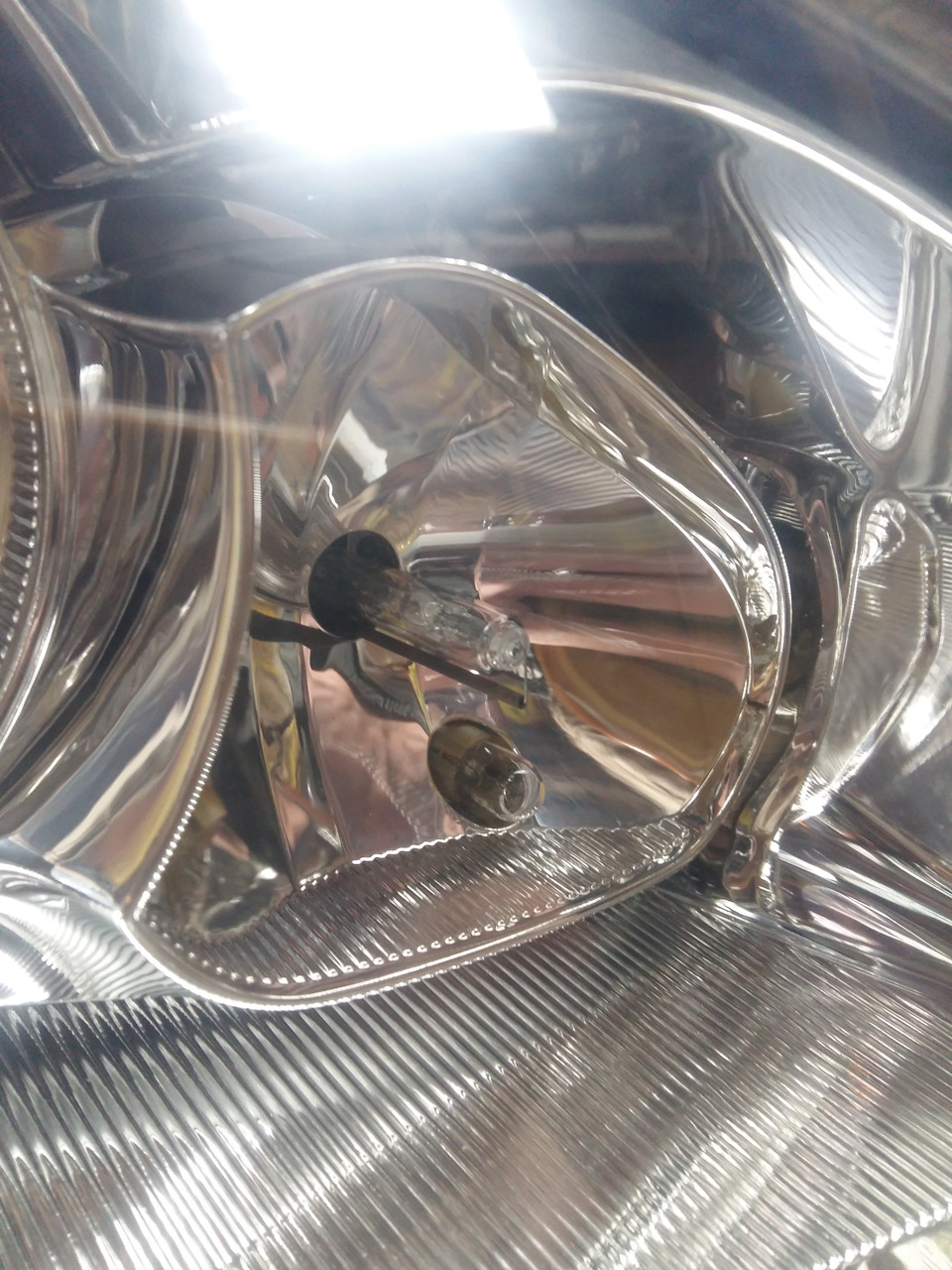 Сломанная ручка двери, ксенон в дальний свет, замена масла. — Lada ...