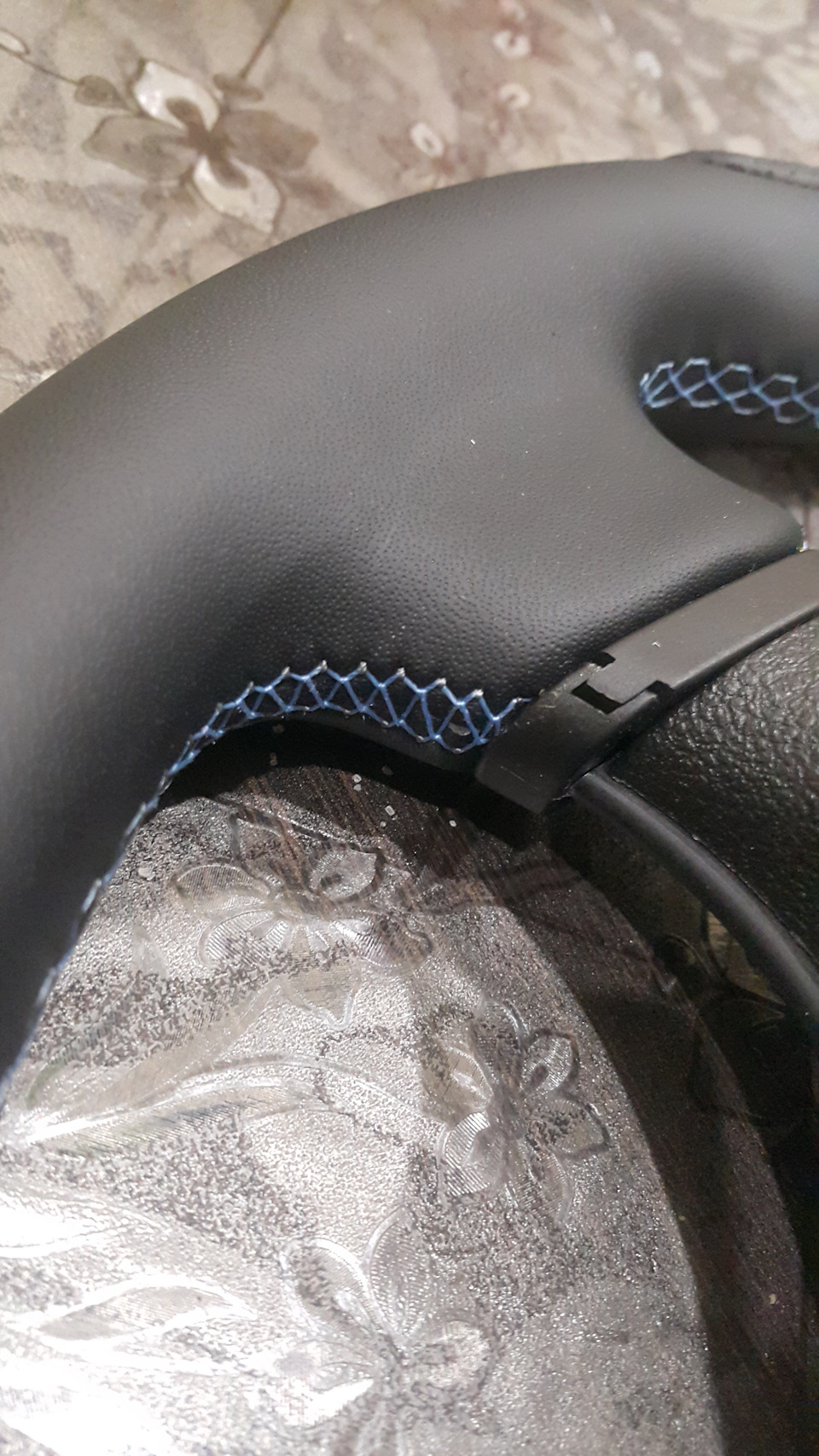 Шовчики все ровные — Mitsubishi Airtrek Turbo