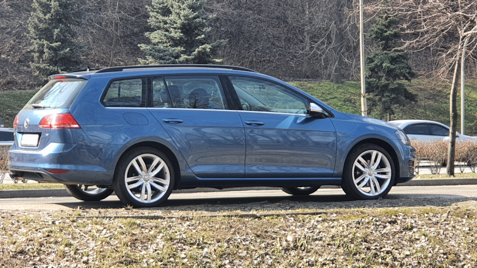 Фото в бортжурнале Volkswagen Golf Variant (Mk7)