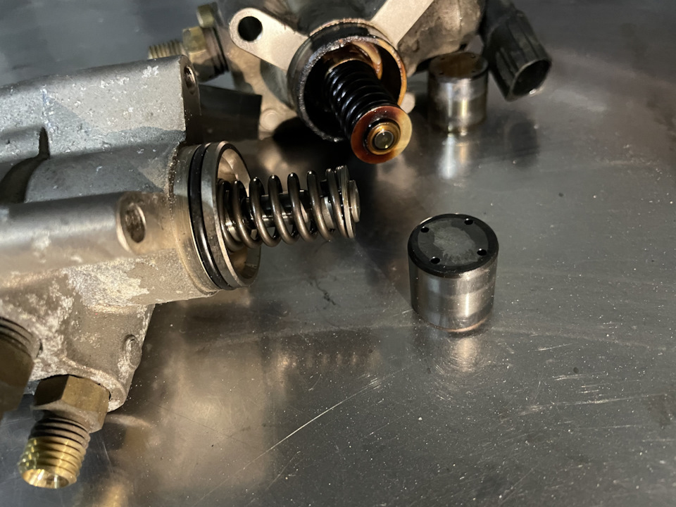 Замена ТНВД или запах бензина в масле ДВС 3.2FSI AUK — Audi A6 Allroad ...