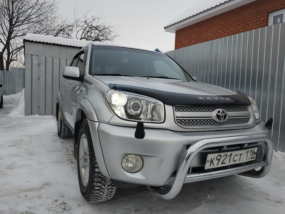 Фото в бортжурнале Toyota RAV4 (II)