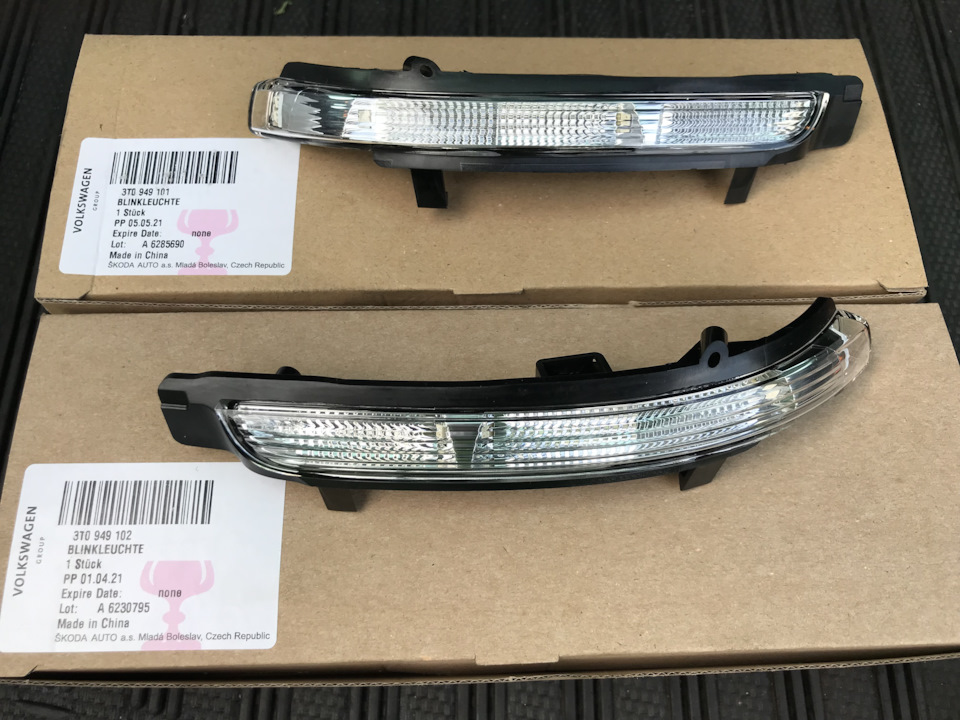 #48 Замена поворотника в зеркале, замена 3 стоп сигнала. — Skoda ...