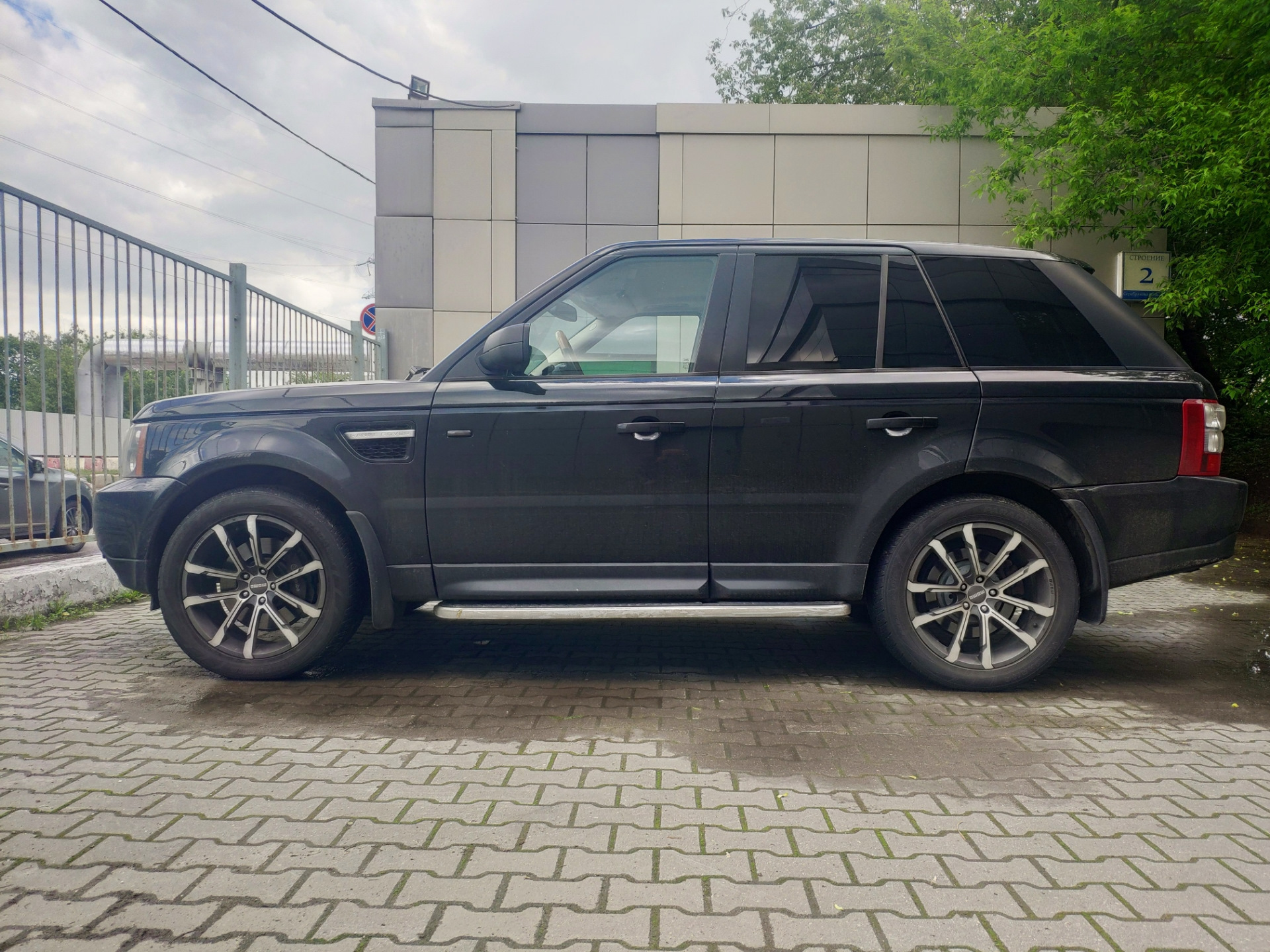 В какой цвет покрасить суппорта? — Land Rover Range Rover Sport (1G), 3 ...
