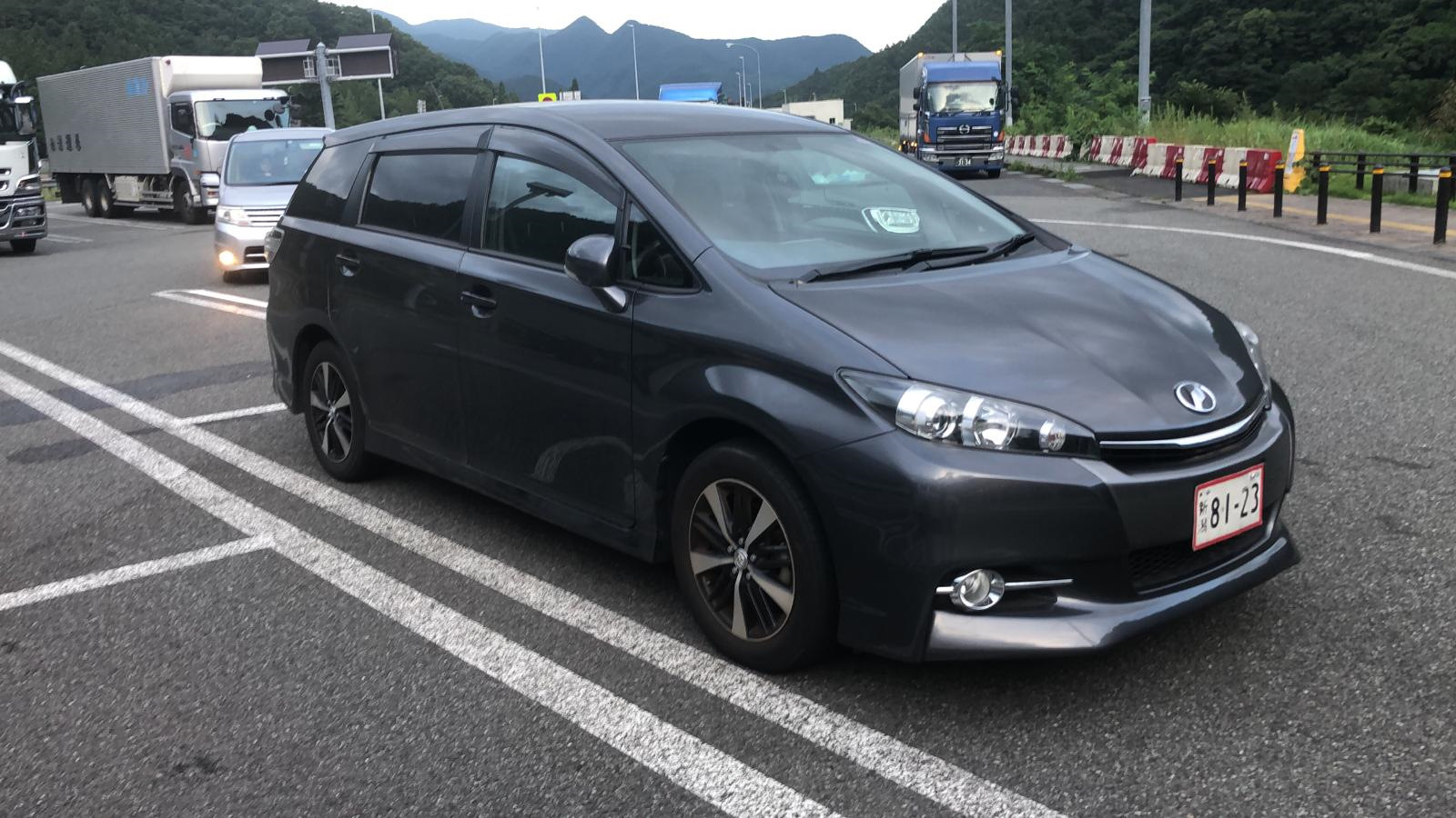 Toyota Wish 2021