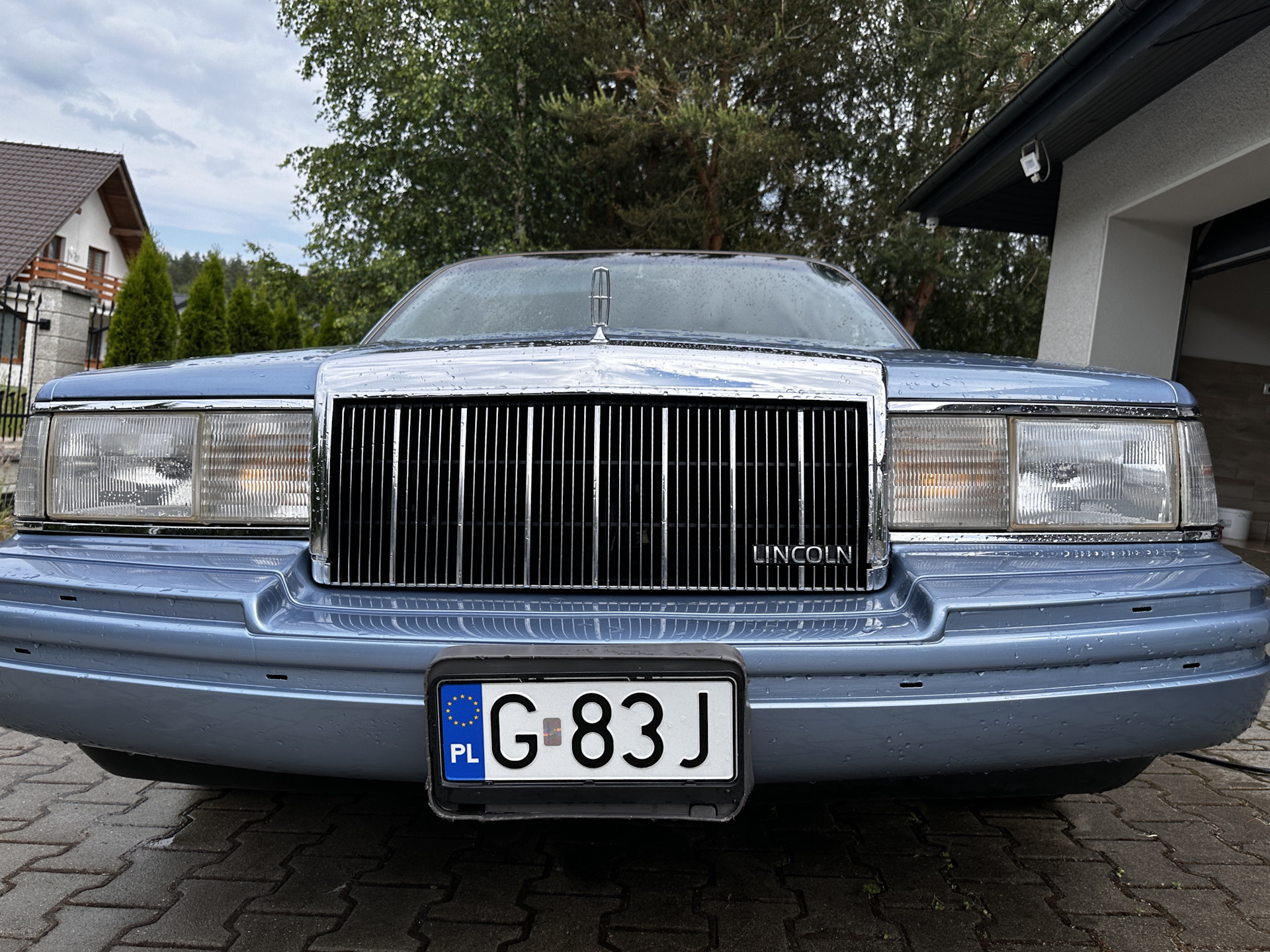 Всё у нас хорошо. Так и передайте Драйву. — Lincoln Town Car II, 4,6 л,  1991 года | мойка | DRIVE2