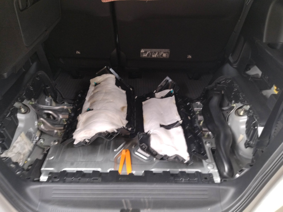 Прокачка задних амортизаторов. — Honda Freed (1G), 1,5 л, 2012 года ...