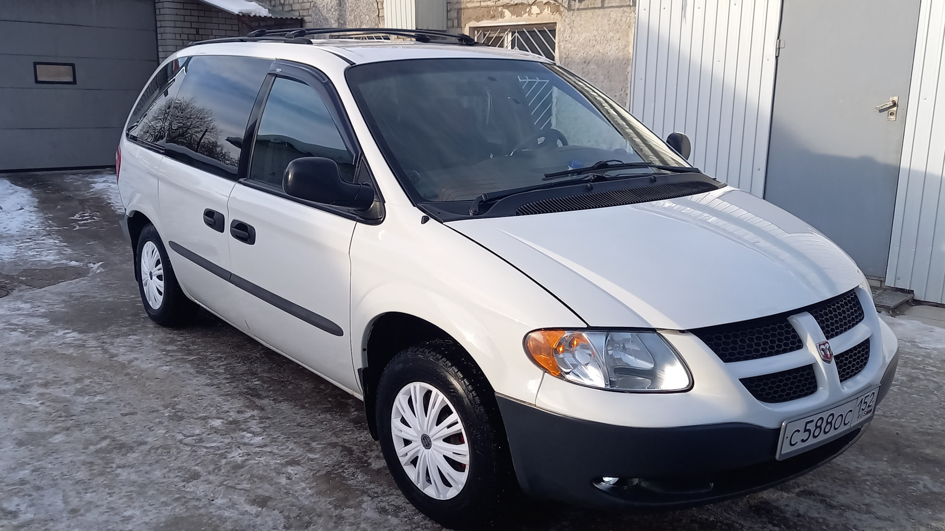 Dodge Caravan IV 2.4 бензиновый 2002 | лучшее авто на DRIVE2