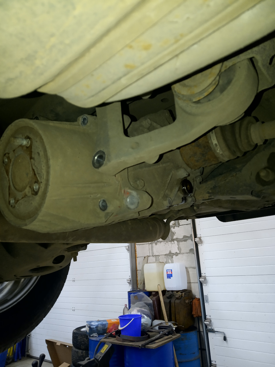 Тут: не ждано у меня, появился "звук троллейбуса" — ОпЛя! — Toyota RAV4 ...