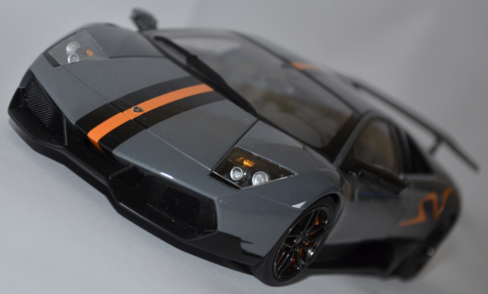 Lamborghini Murcielago lp670 4