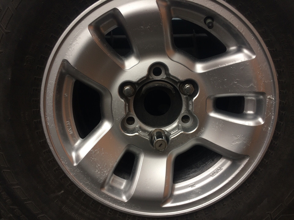 Фото в бортжурнале Toyota Hilux Surf (3G)