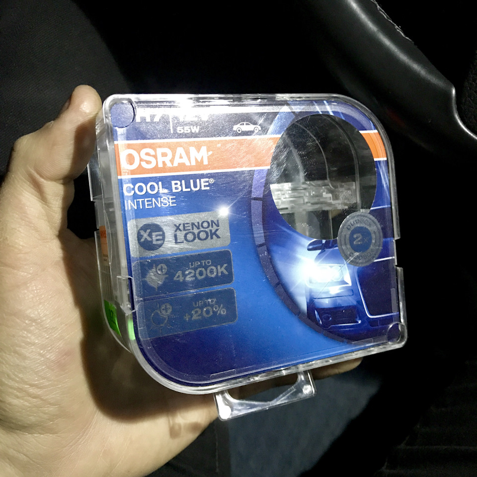 Лампы cool blue. Osram cool Blue intense. H8 Osram cool Blue intense. Cool Blue Осрам. Свет лампы Osram cool Blue intense.