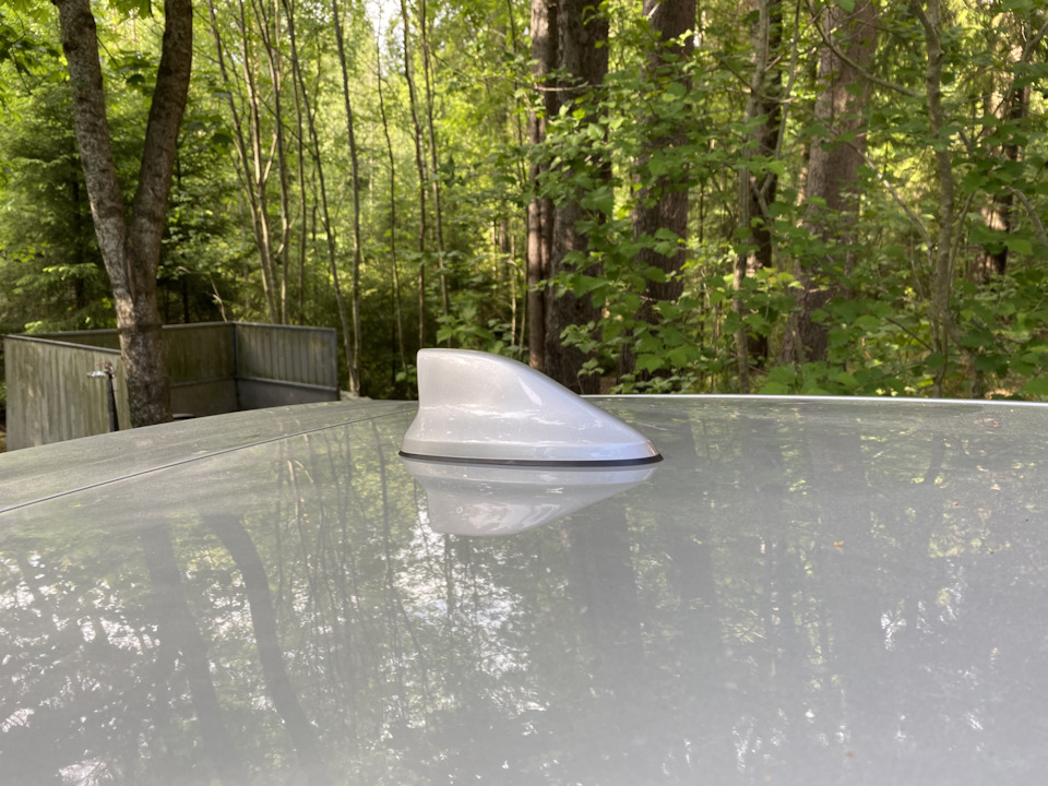 Ура, антенна на месте — Nissan Tiida (2G)