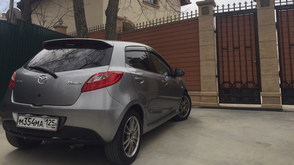 Mazda Demio (3G) 1.5 бензиновый 2009 | 1.5 sport на DRIVE2