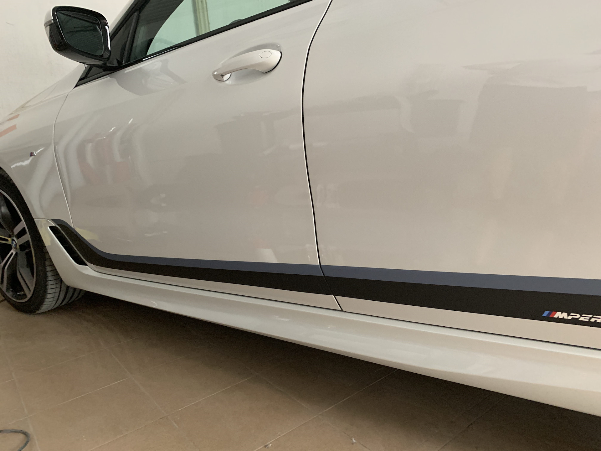 Наклейка полосы Performance Original — BMW 6 series GT, 3 л, 2018 года ...