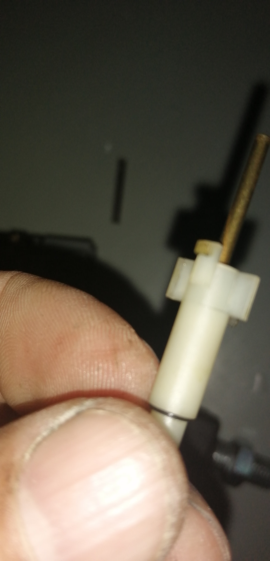 ПЕРЕСТАЛИ ВКЛЮЧАТЬСЯ СТОП СИГНАЛЫ — KIA Ceed (1G), 1,6 л, 2010 года ...