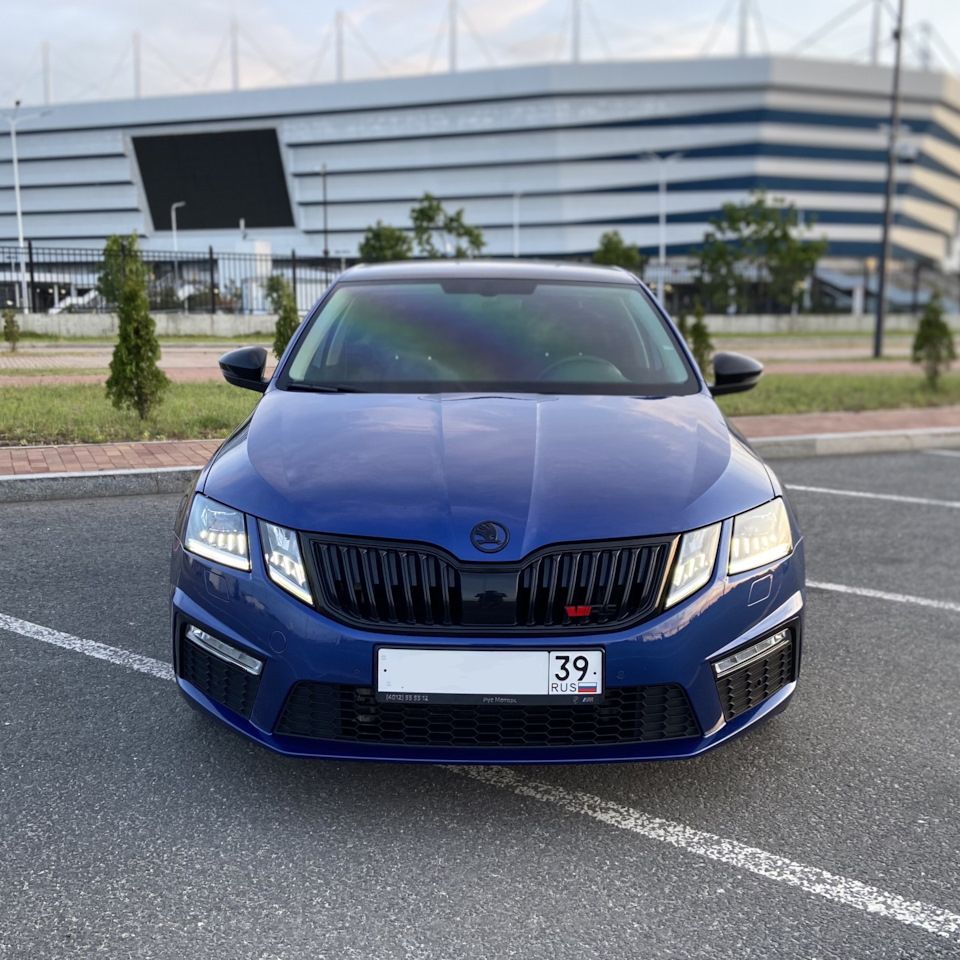 Skoda Octavia 2019 черная