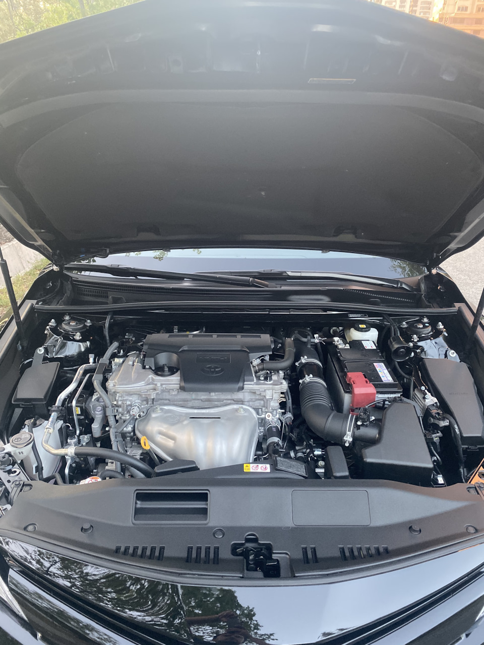 Грязь под капотом — Toyota Camry (XV70), 2,5 л., 2018 года | другое ...