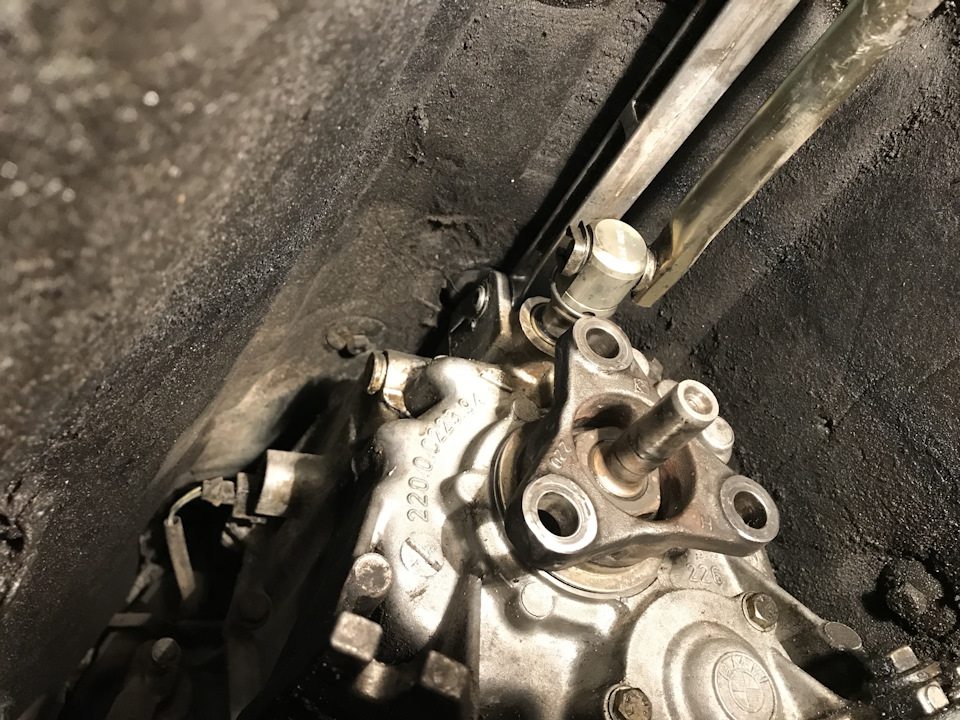 Крепление заднего подрамника — 4. #на_своих_4х — BMW 3 series Coupe ...