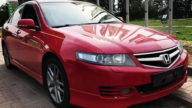 Хонда аккорд на газе. Honda Accord 2004. Хонда Аккорд 2004 салон.