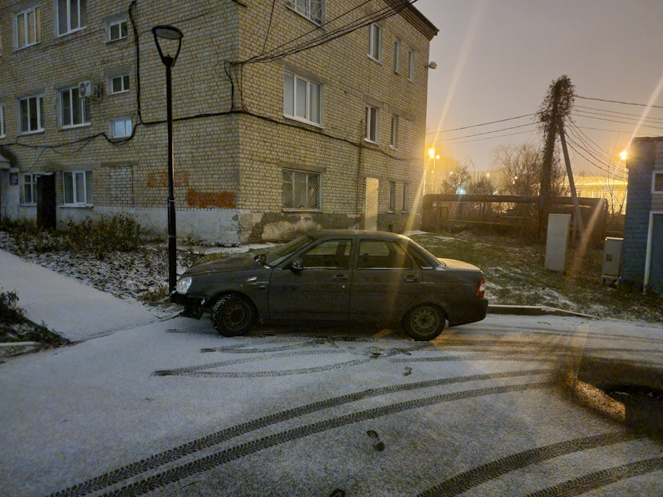 №48 переобулся — Lada Приора седан, 1,6 л, 2008 года | шины | DRIVE2