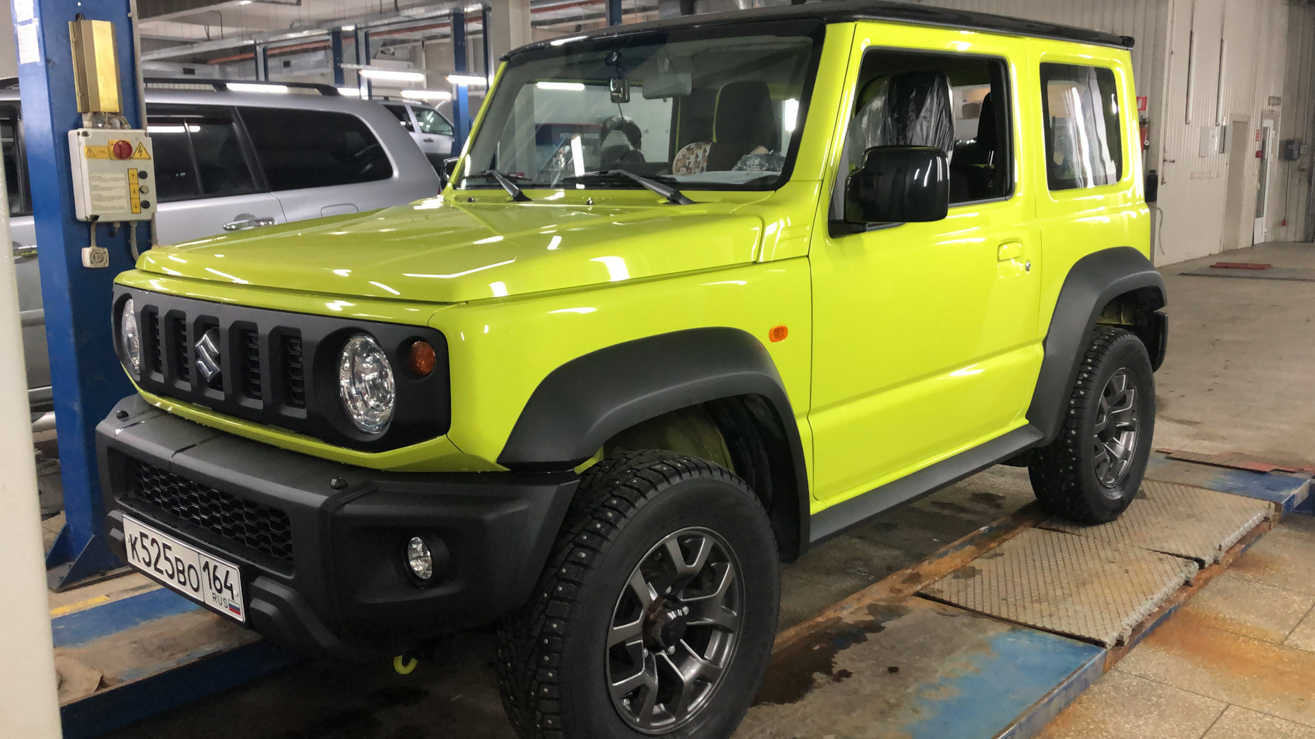 Suzuki Jimny (2018) 1.6 бензиновый 2021 | на DRIVE2