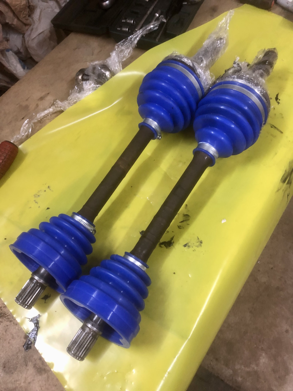 Замена пыльников на селикон. Celica t180 — Toyota Celica (180), 1,6 л ...