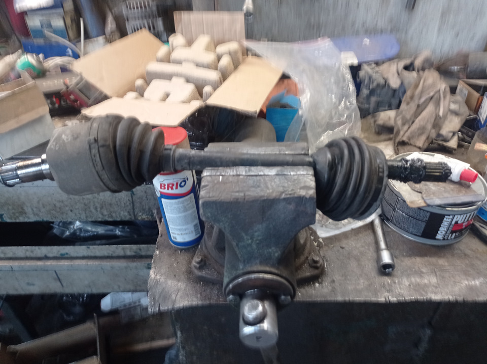 Обслуживание приводов — Lada Приора седан, 1,6 л, 2008 года | своими ...