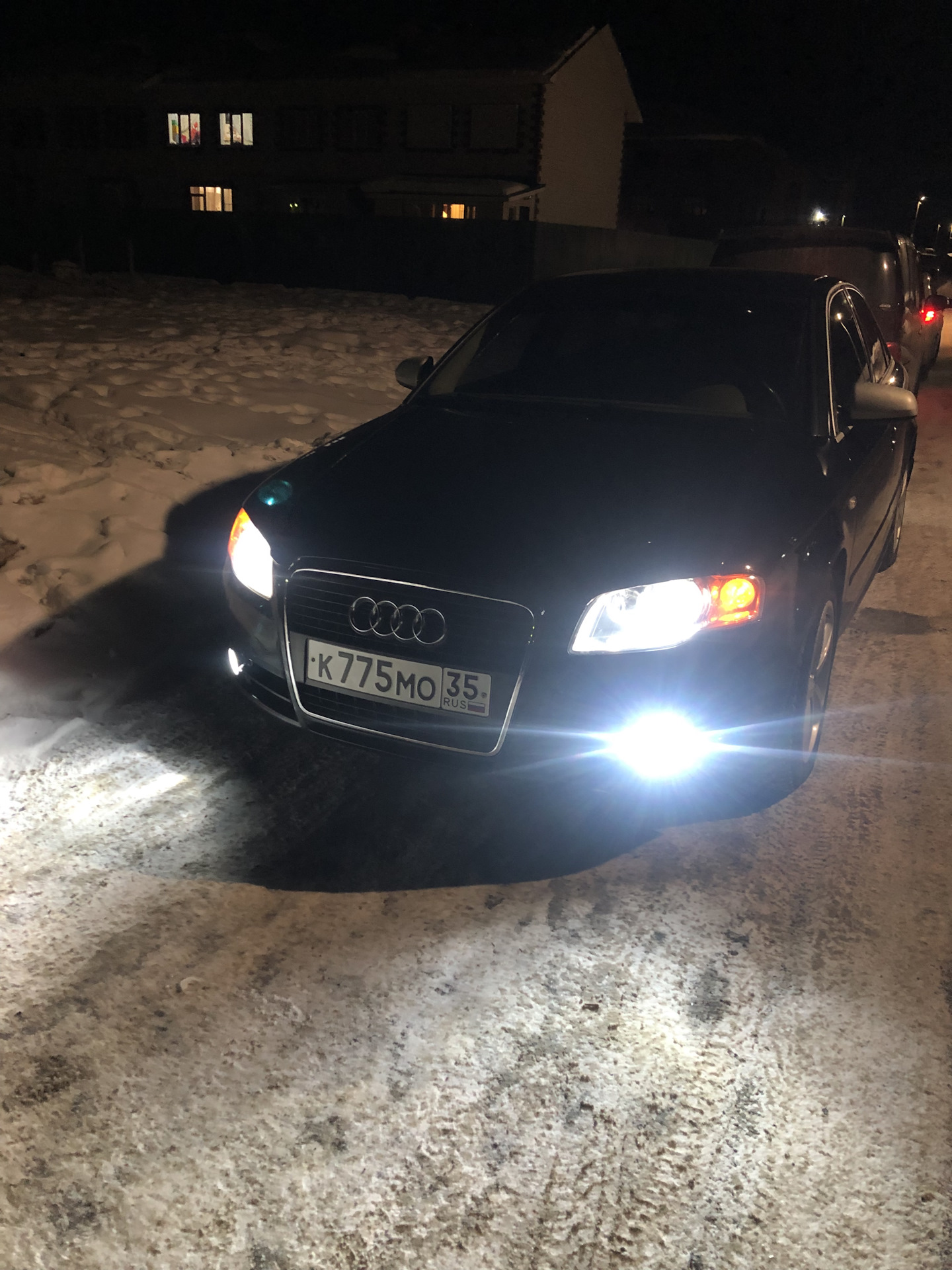 Ксюша шгш фары слепит. Фары слепят. Фары слепят JDM. Фары слепят Лизогуб. Фары слепят Toyota