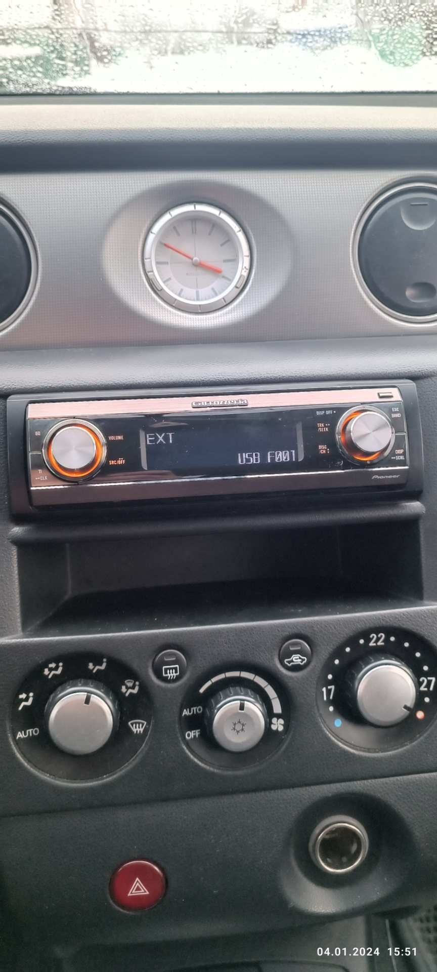 Pioneer Carrozzeria DEH-P910 MP3 AUX — Mitsubishi Outlander (1G), 2,4 л,  2006 года | автозвук | DRIVE2