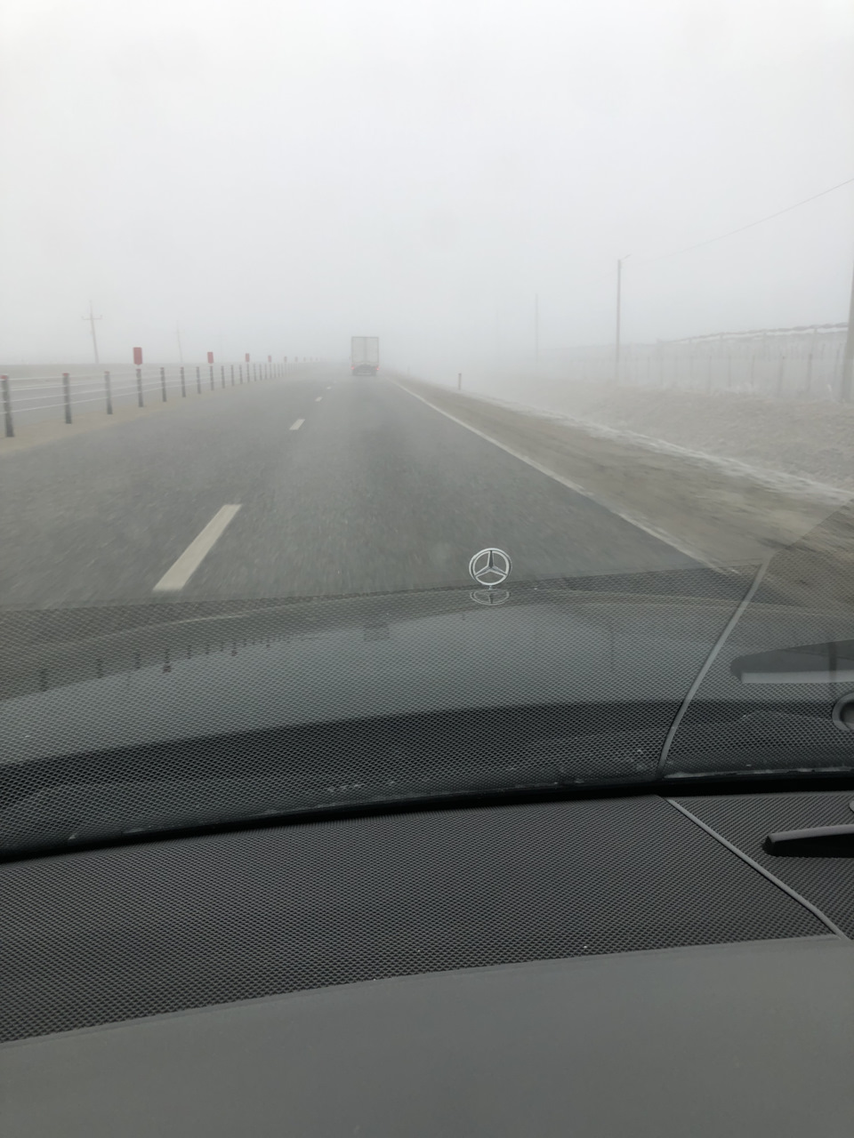 Photo from the logbook Mercedes-Benz E-Class (W212)