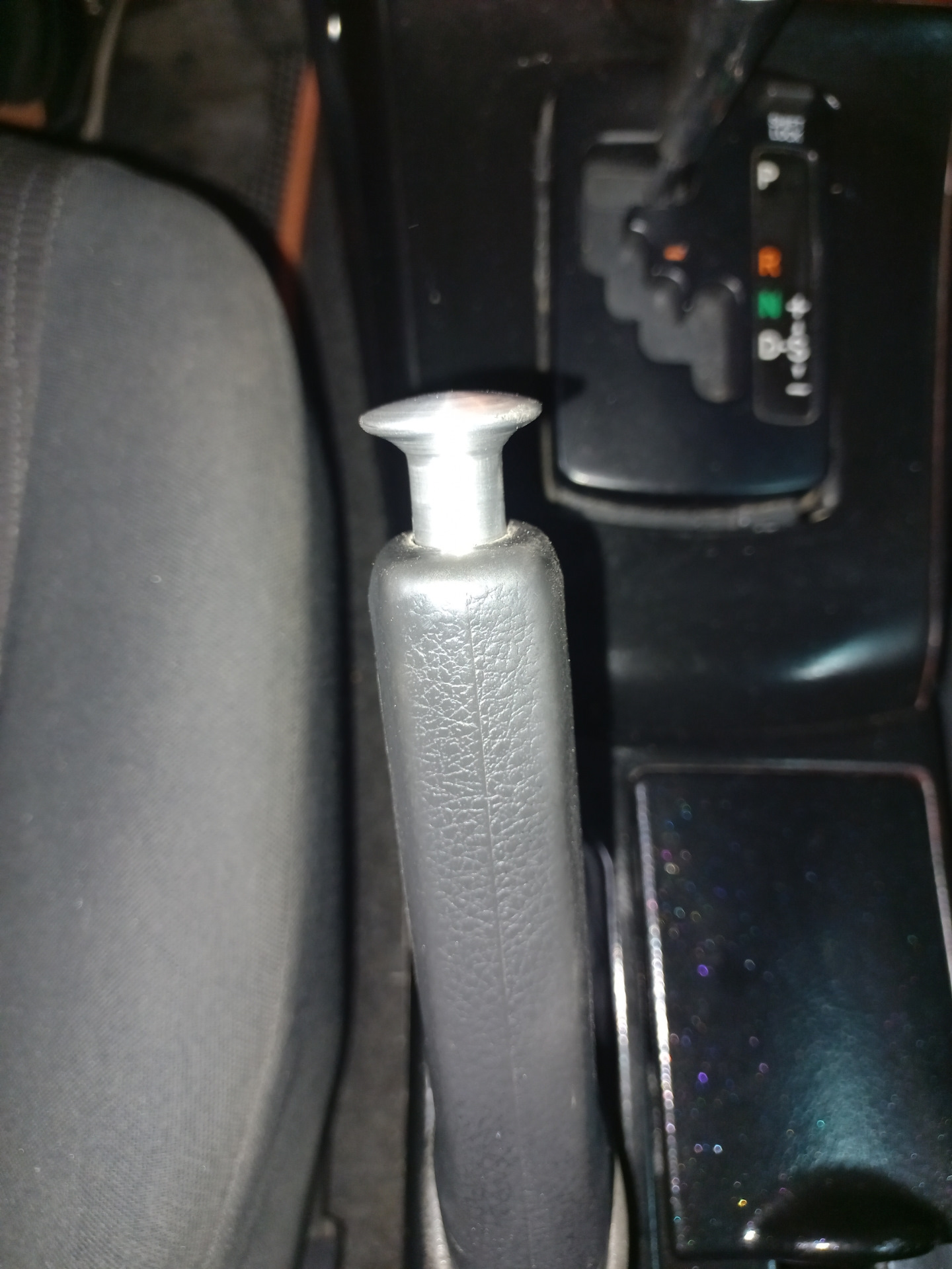 Обновление кнопки ручника — Toyota Corolla (140/150), 1,6 л, 2007 года ...