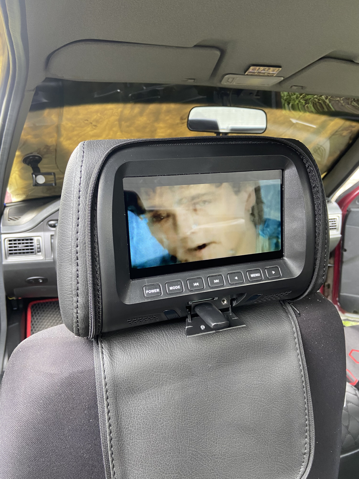 Подголовник с монитором — Daewoo Nexia (N150), 1,6 л, 2010 года ...